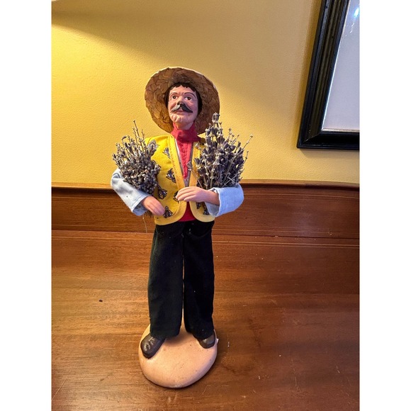 Amy‎ Sylvette Creation Santon Peasant Man Carrying Dried Flowers Florence Coll - Picture 1 of 4